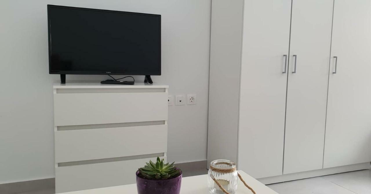 Finiki Seaside Apartment Экстерьер фото